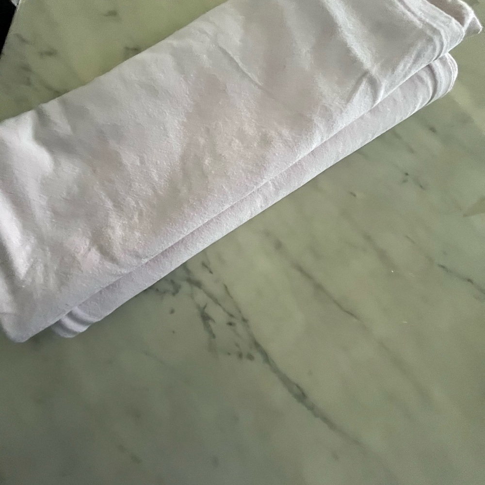 Soho Loft Pink Full size Flat sheet: Firm price